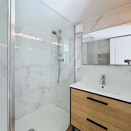 Le Terrier Prefaillais- Jacuzzi By Interhome *